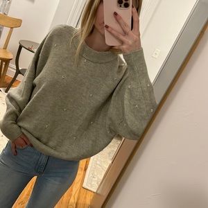 Gray sweater with pearl detailing 🤍